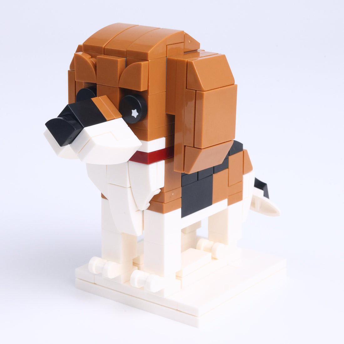 Beagle dog brick figure, right-side view