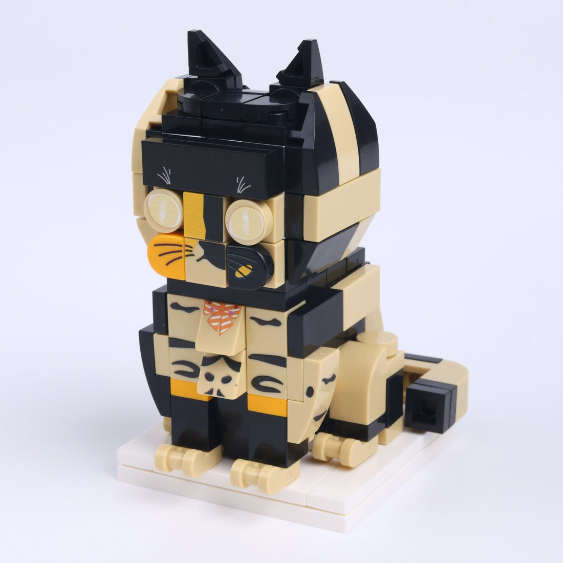 Calico Cat Design 1 cat brick figure, right-side view