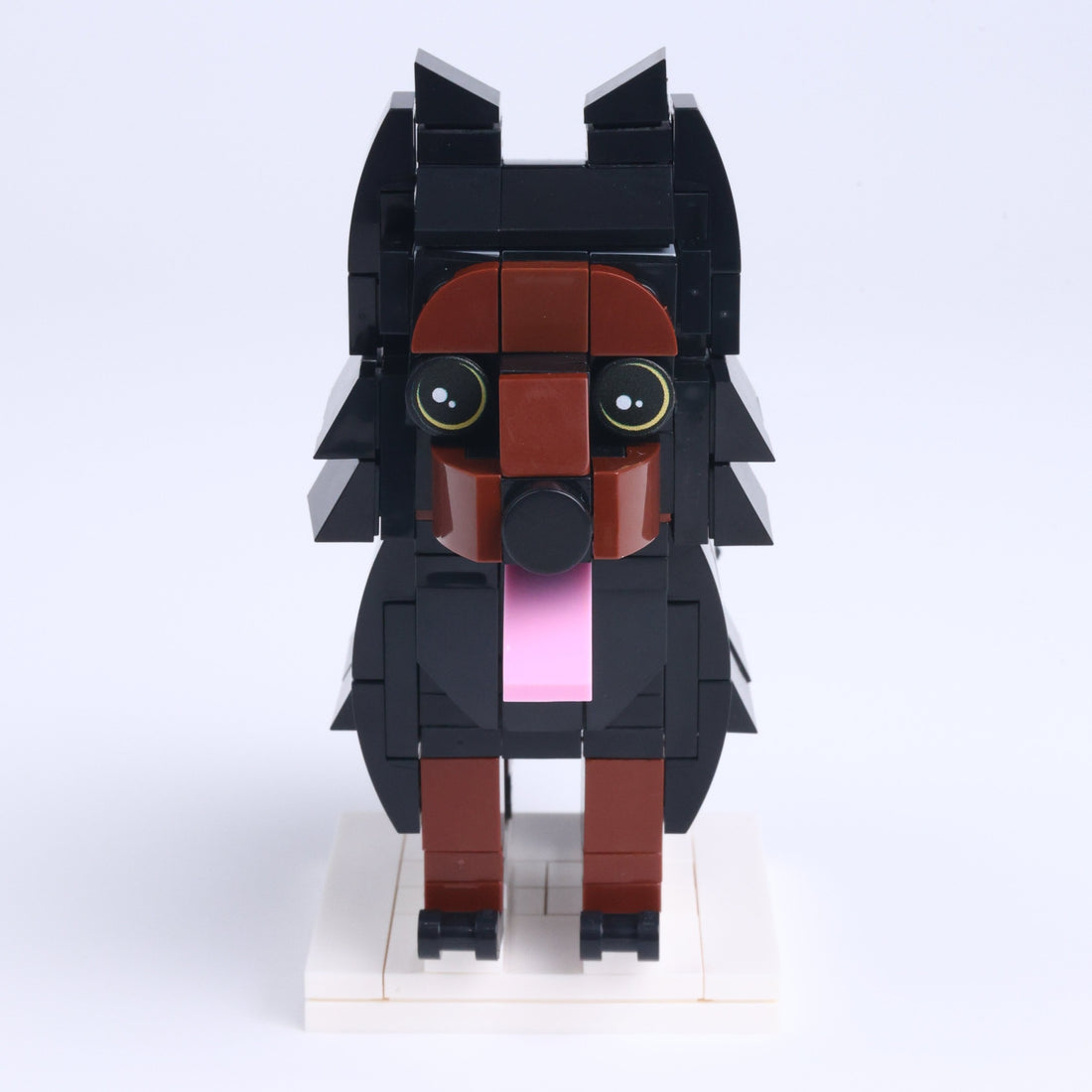Doberman dog brick figure, main product view