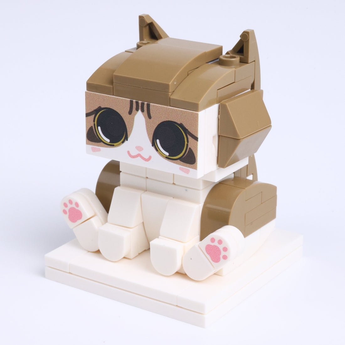 Brown White Cat Design 1 cat brick figure, right-side view