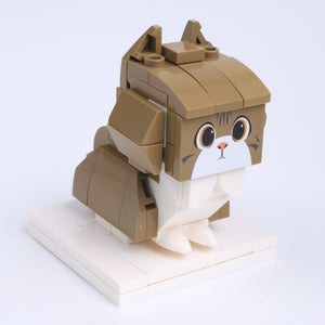 Brown White Cat Design 2 cat brick figure, left-side view