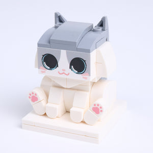 Gray White Cat Design 2 cat brick figure, right-side view